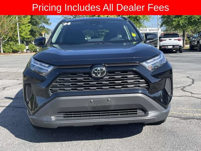 Used 2024 Toyota RAV4 XLE AWD/4WD image 8