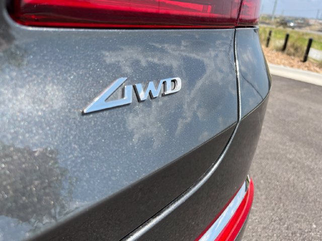Certified 2025 Genesis GV80 2.5T Standard AWD/4WD image 9