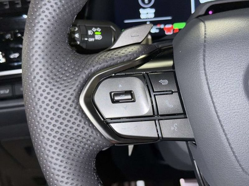 New 2026 Lexus TX 500h AWD image 18