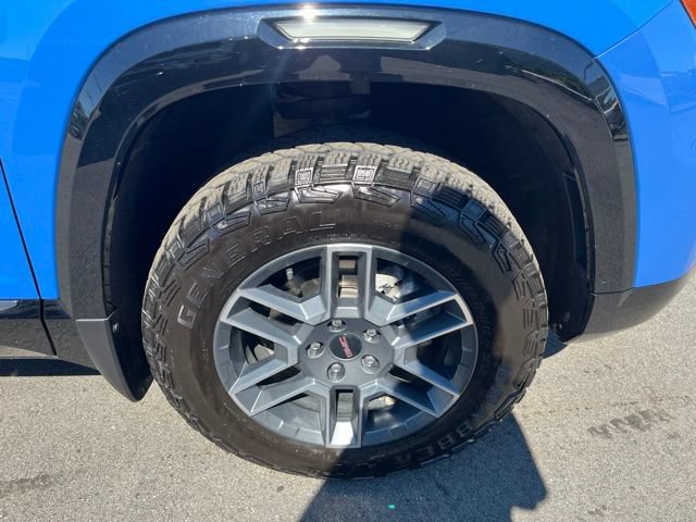 Used 2026 GMC Terrain AT4 AWD/4WD image 9