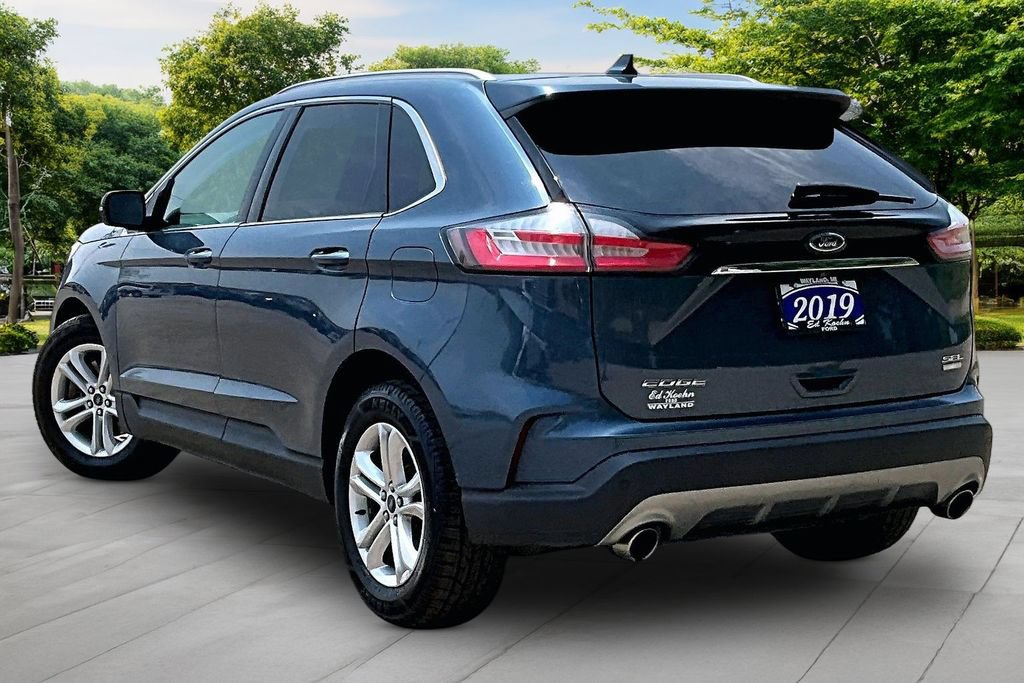 Used 2019 Ford Edge SEL w/ Equipment Group 201A AWD/4WD image 2