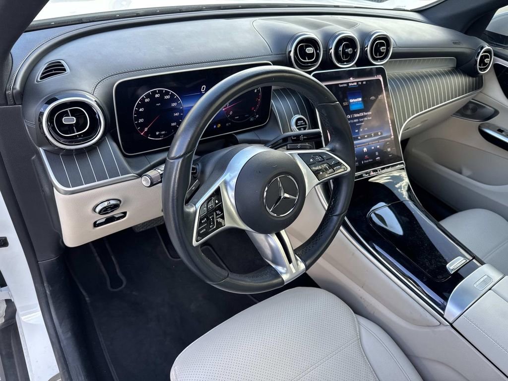 Used 2023 Mercedes-Benz GLC 300 image 18