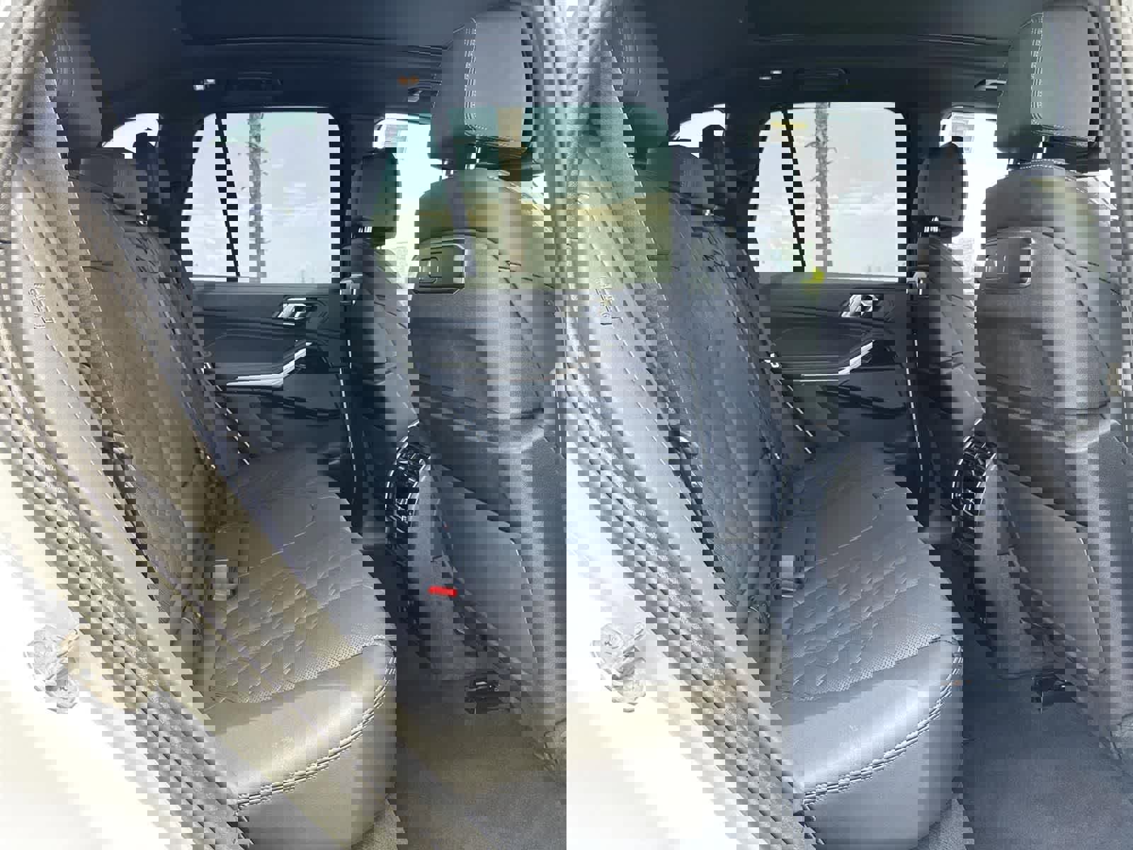 Used 2024 BMW X5 xDrive50e image 37