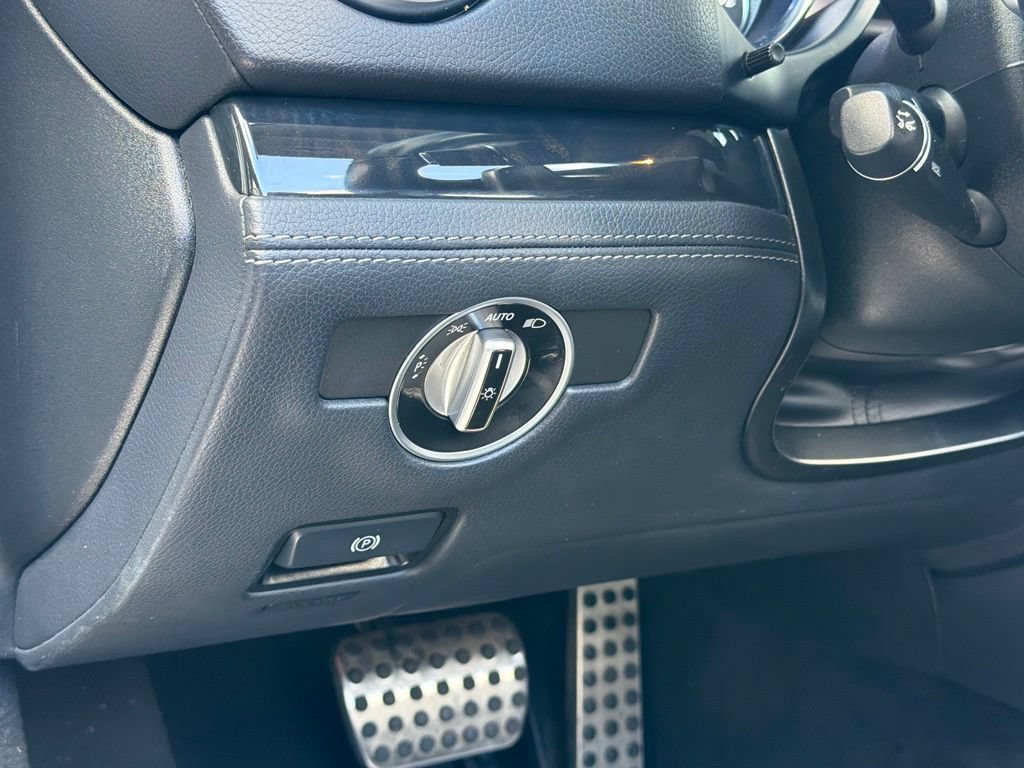 Used 2020 Mercedes-Benz SL 450 image 27
