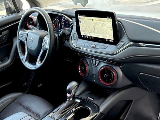 Used 2025 Chevrolet Blazer RS FWD image 29