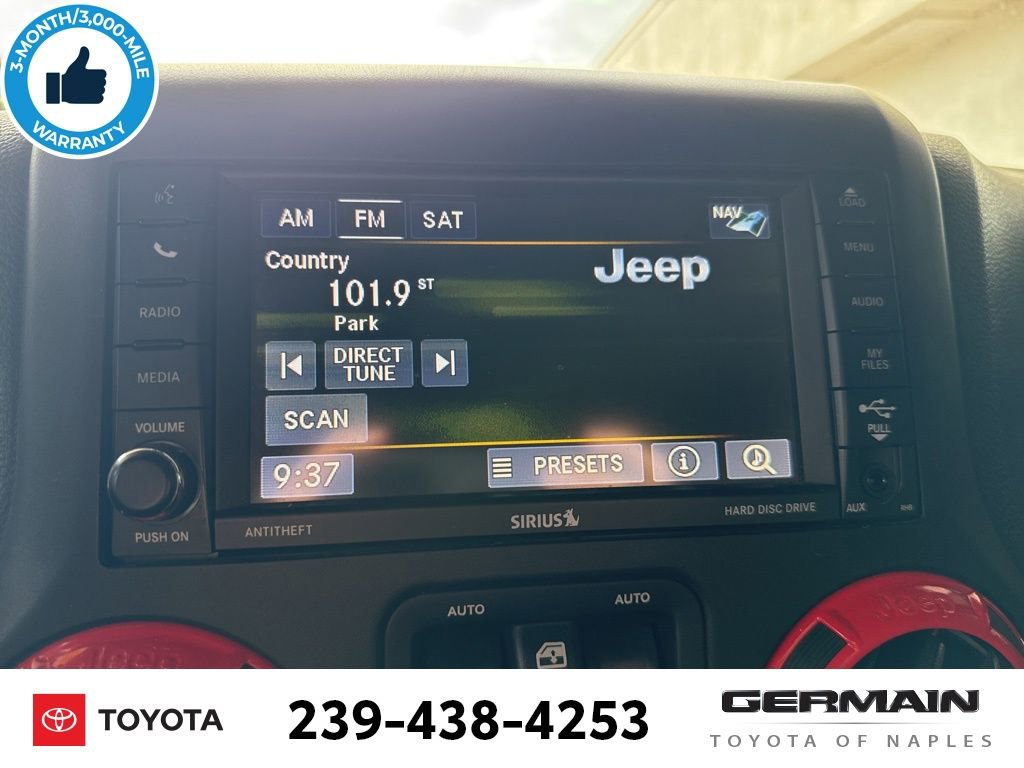 Used 2017 Jeep Wrangler Unlimited Sahara w/ Max Tow Package AWD/4WD image 17