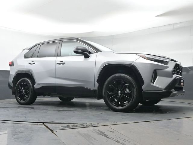 Used 2025 Toyota RAV4 XSE w/ Weather Package AWD/4WD image 35
