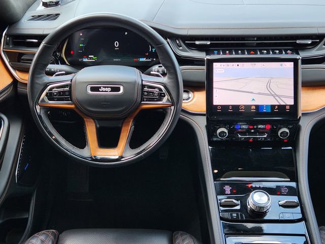 Used 2022 Jeep Grand Cherokee Summit AWD/4WD image 28