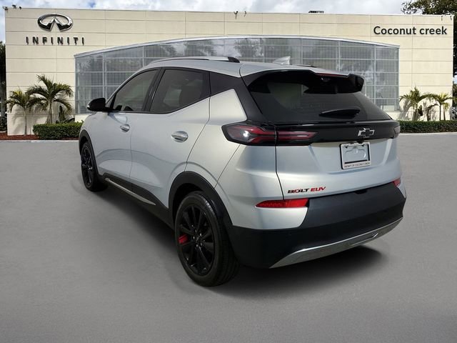 Used 2023 Chevrolet Bolt EUV Premier w/ Redline Edition image 4