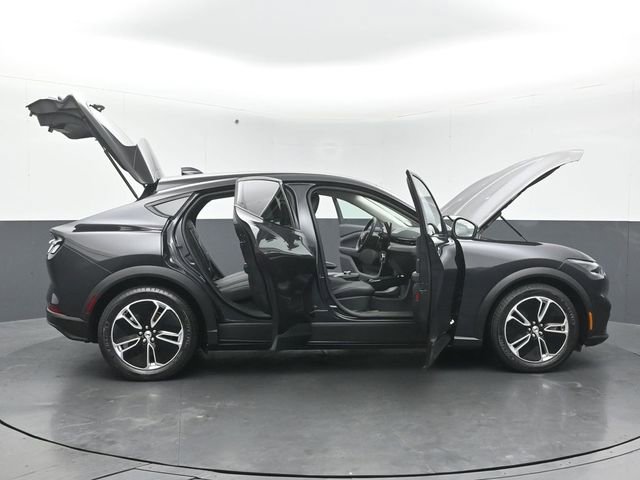 Used 2022 Ford Mustang Mach-E Select image 57