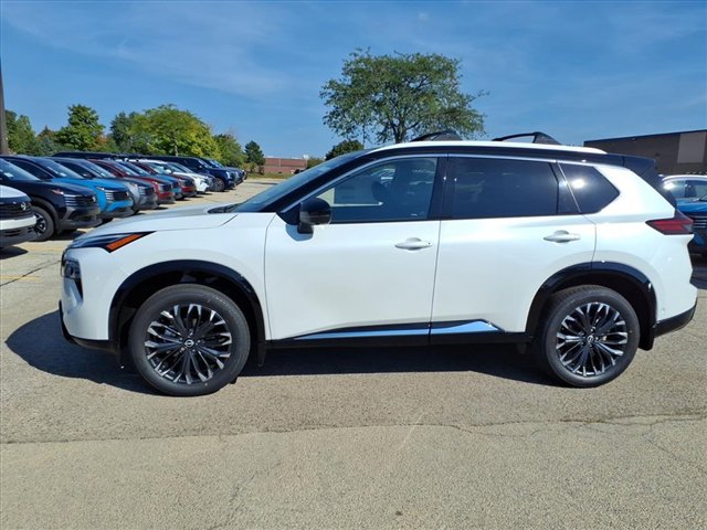 New 2026 Nissan Rogue Platinum image 4