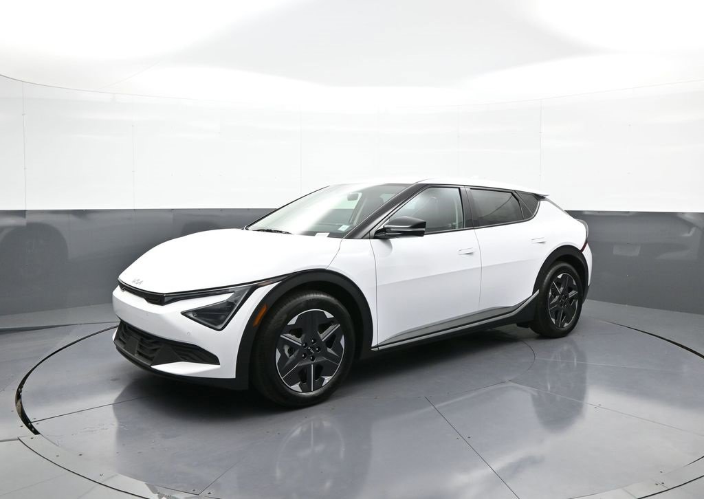 New 2025 Kia EV6 Light image 10