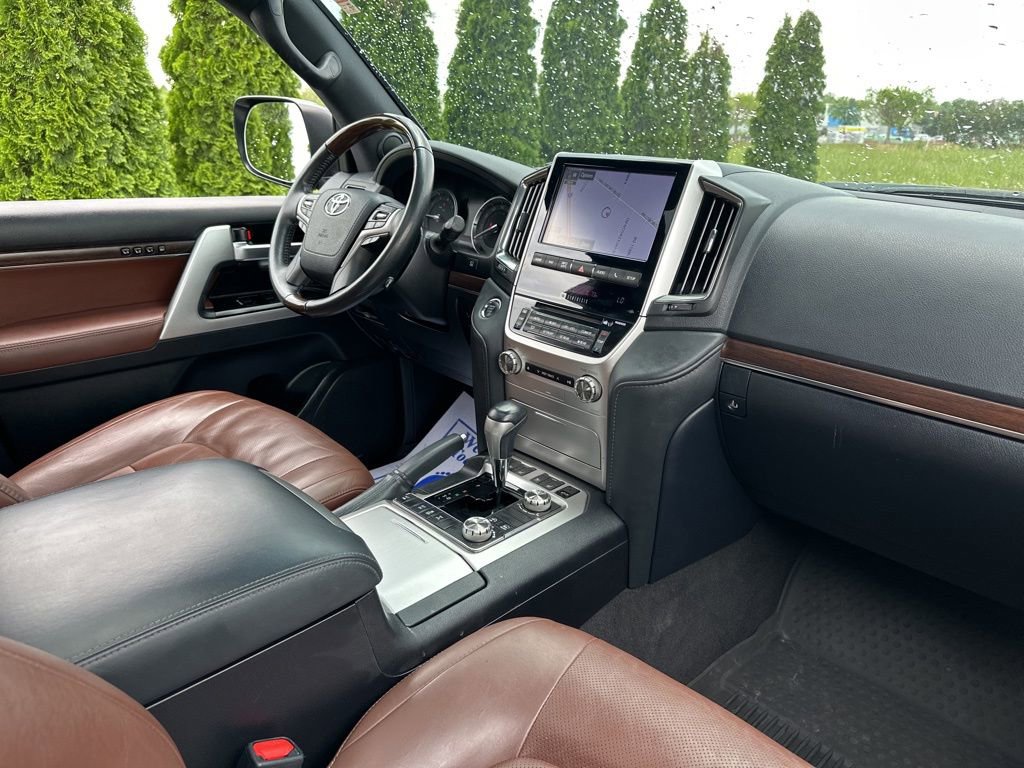 Certified 2021 Toyota Land Cruiser image 42