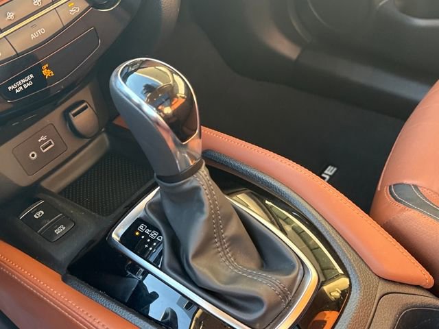 Used 2018 Nissan Rogue SL w/ Premium Package image 20