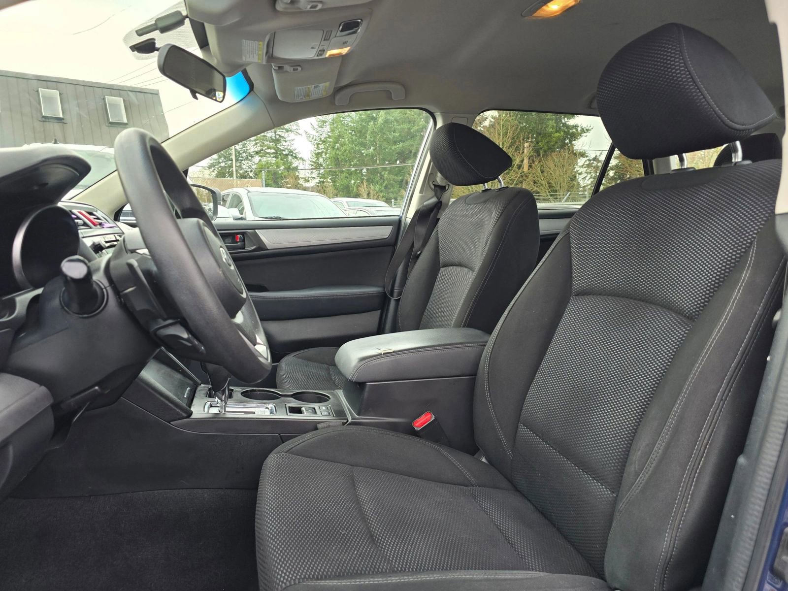 Used 2019 Subaru Outback 2.5i AWD/4WD image 18
