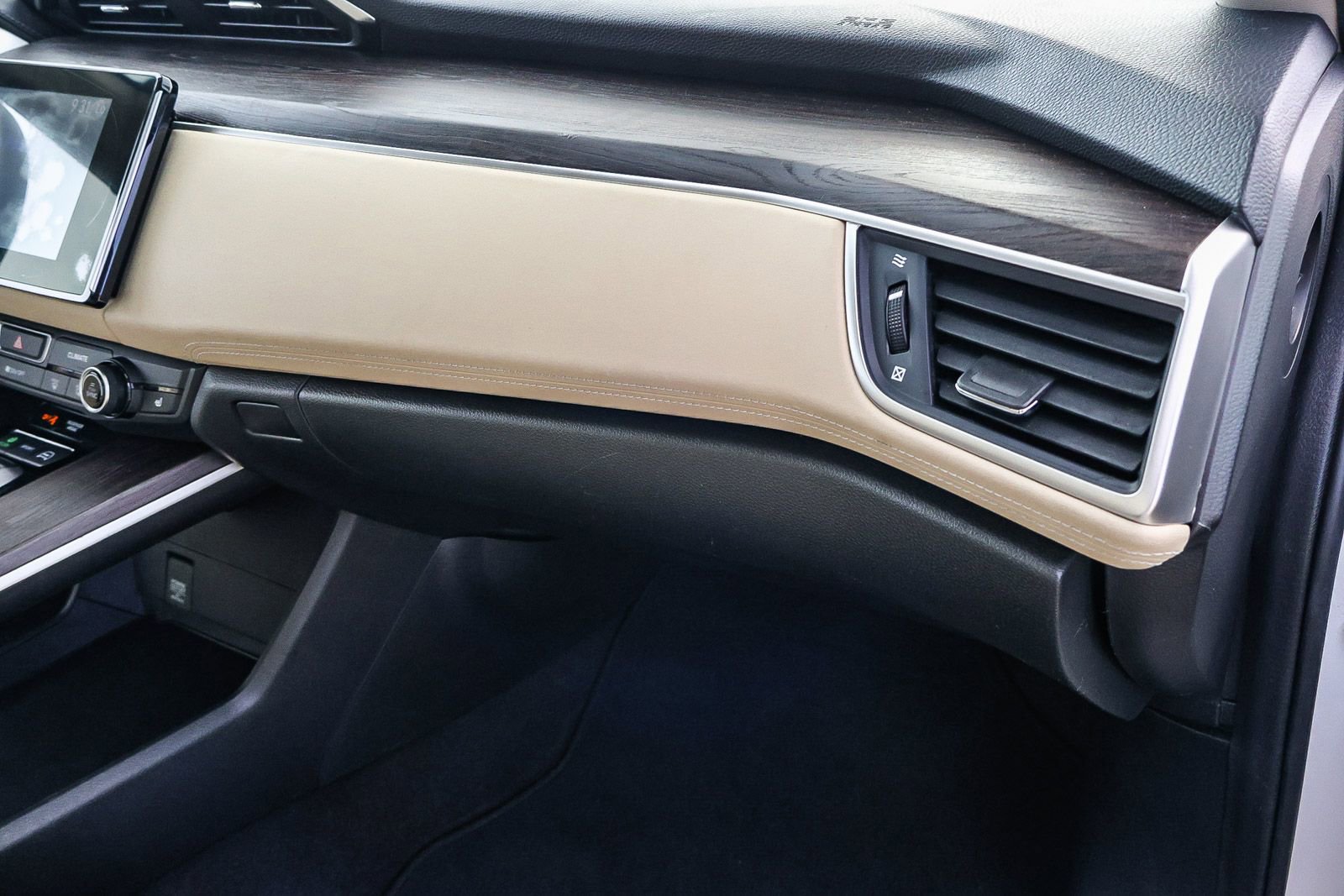 Used 2018 Honda Clarity Plug-In Hybrid image 21