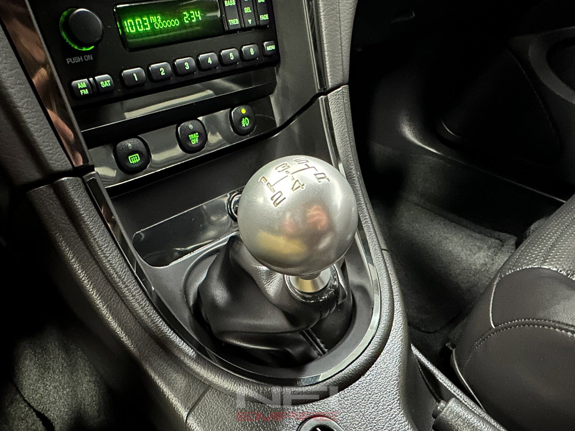 Used 2004 Ford Mustang Mach 1 RWD image 29