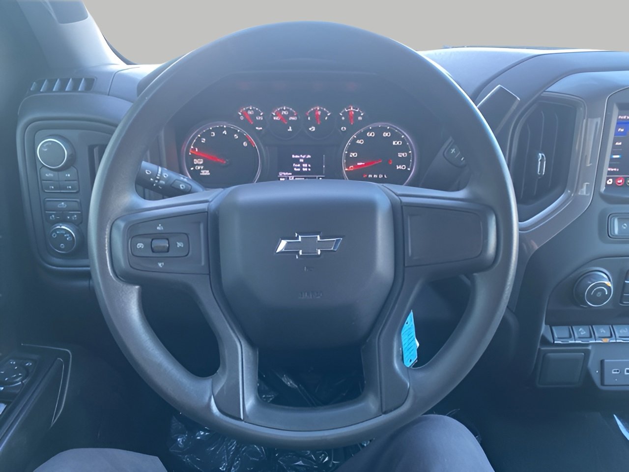 Used 2022 Chevrolet Silverado 1500 Custom Trail Boss w/ LPO, Dark Essentials Package image 12