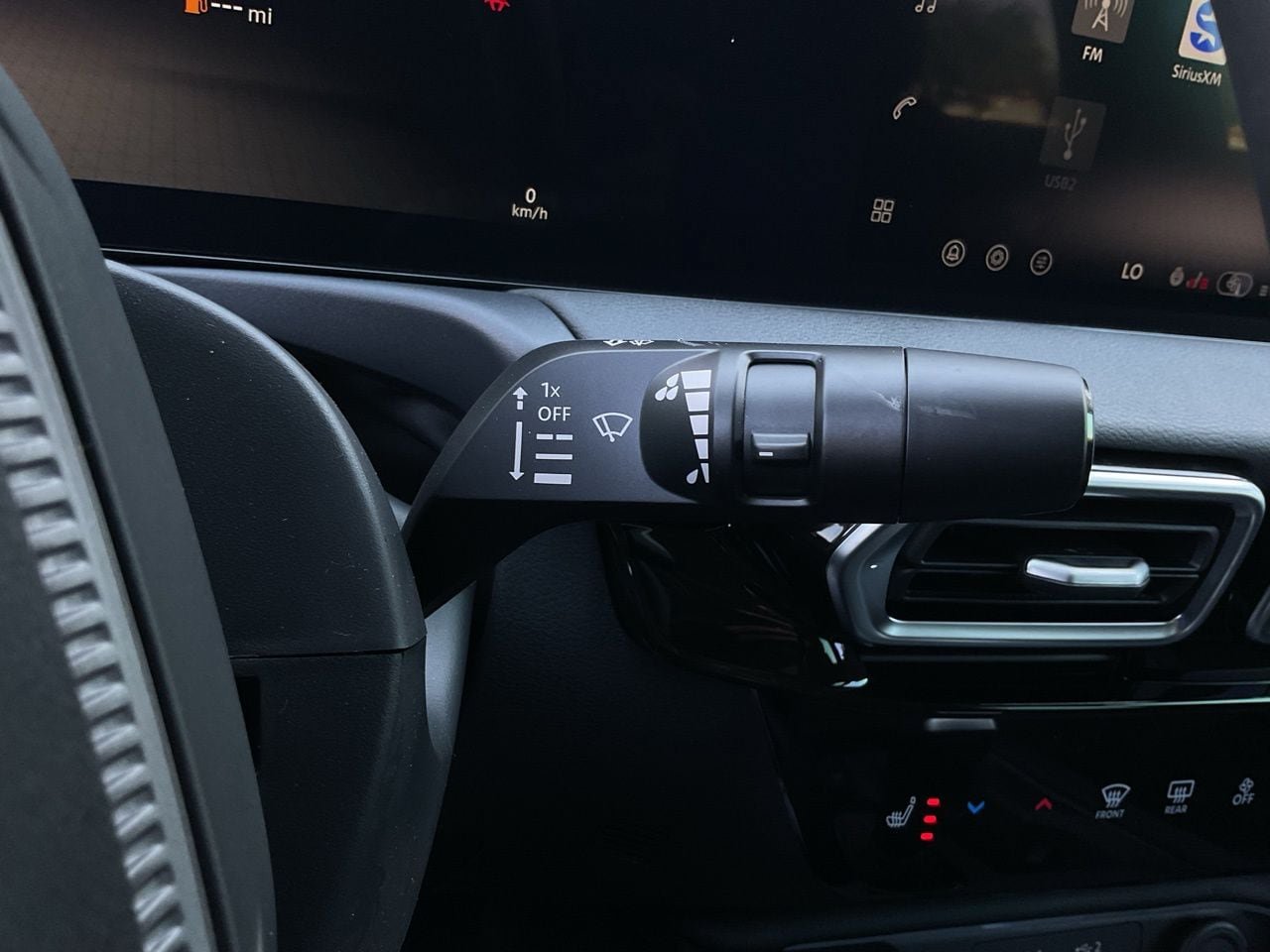 New 2027 Nissan Sentra SR w/ SR Premium Package FWD image 45