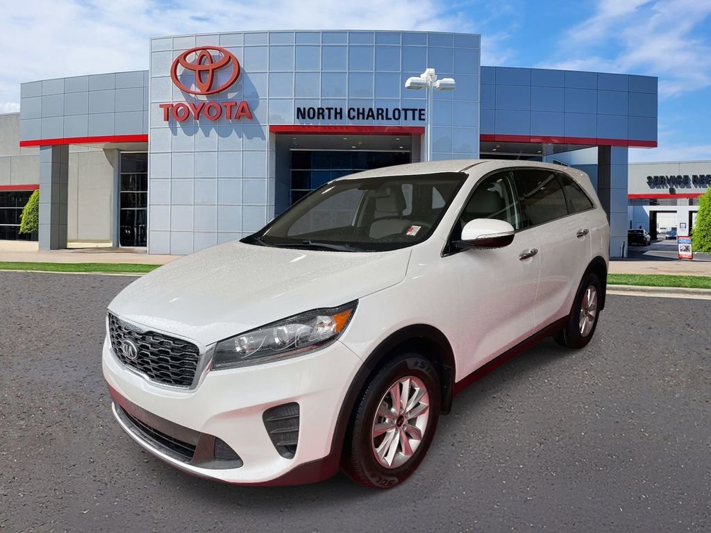 Used 2020 Kia Sorento LX image 5
