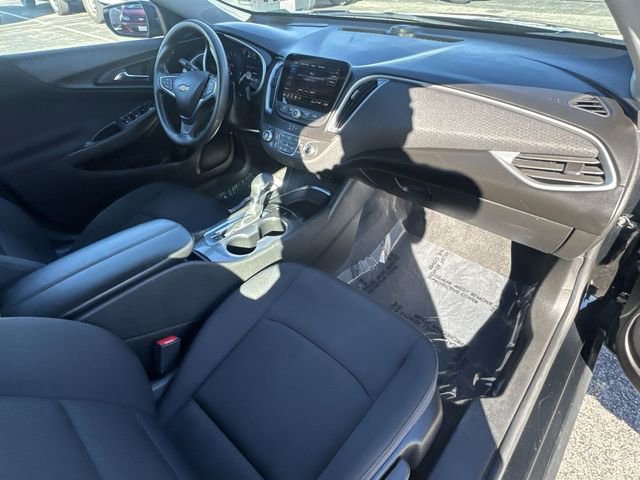 Used 2024 Chevrolet Malibu LT image 27