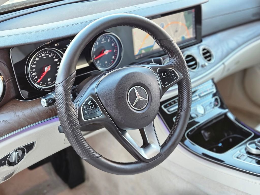 Used 2017 Mercedes-Benz E 300 4MATIC image 20