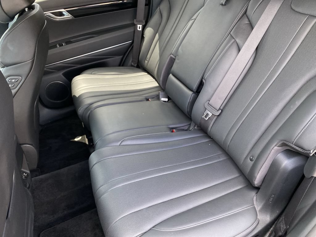 Used 2025 Genesis GV80 2.5T Standard AWD/4WD image 29