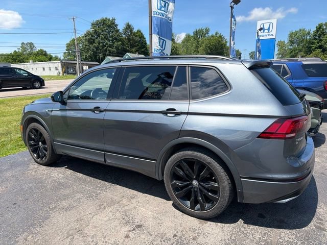 Used 2021 Volkswagen Tiguan SE R-Line AWD/4WD image 4