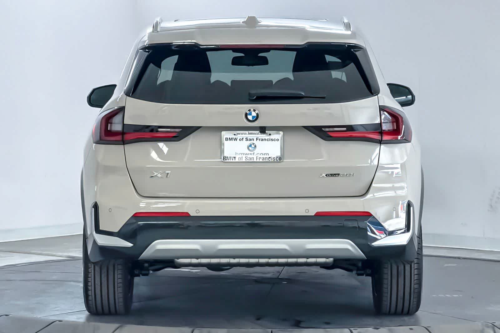 New 2026 BMW X1 xDrive28i w/ Technology Package AWD/4WD image 7
