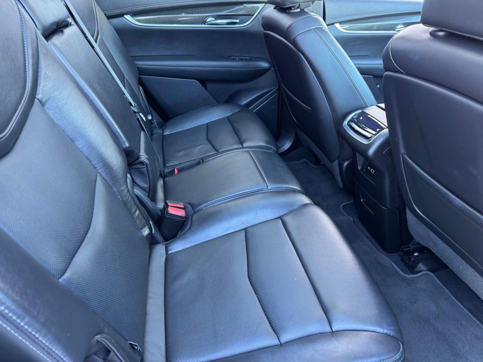 Used 2020 Cadillac XT6 Sport image 16