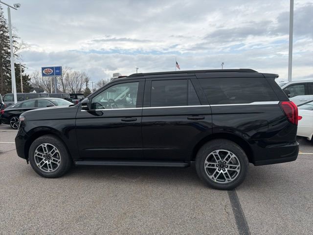 New 2026 Ford Expedition Active image 6