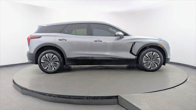 Used 2024 Chevrolet Blazer EV LT AWD/4WD image 9