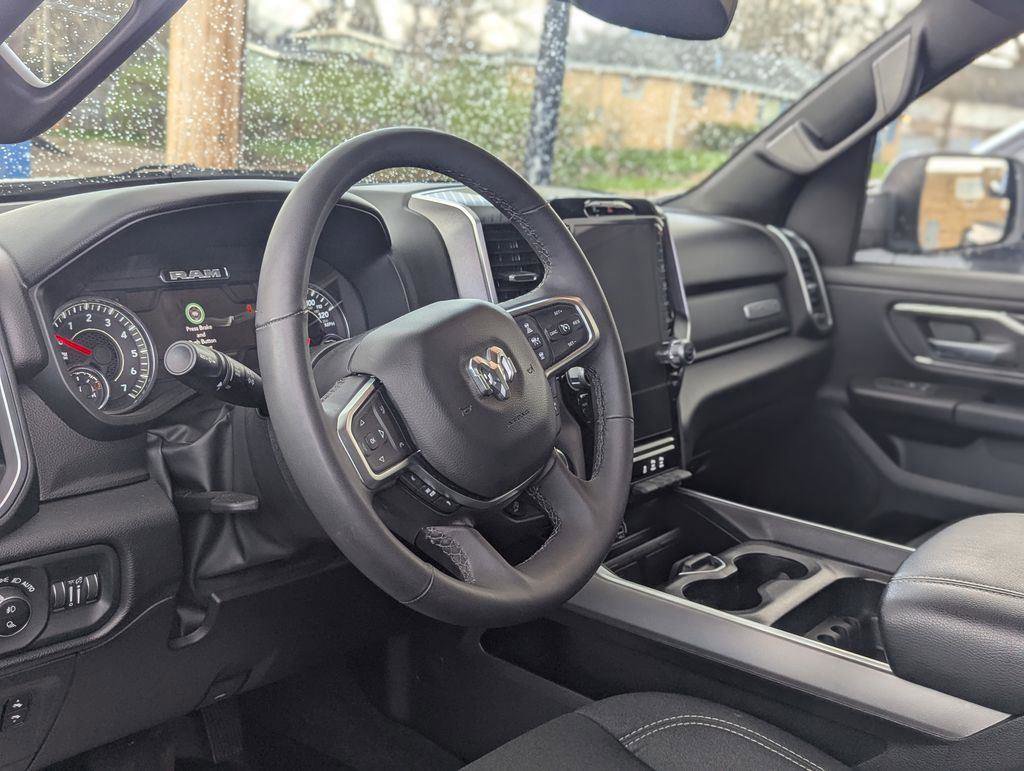 Used 2025 RAM 1500 Big Horn AWD/4WD image 16