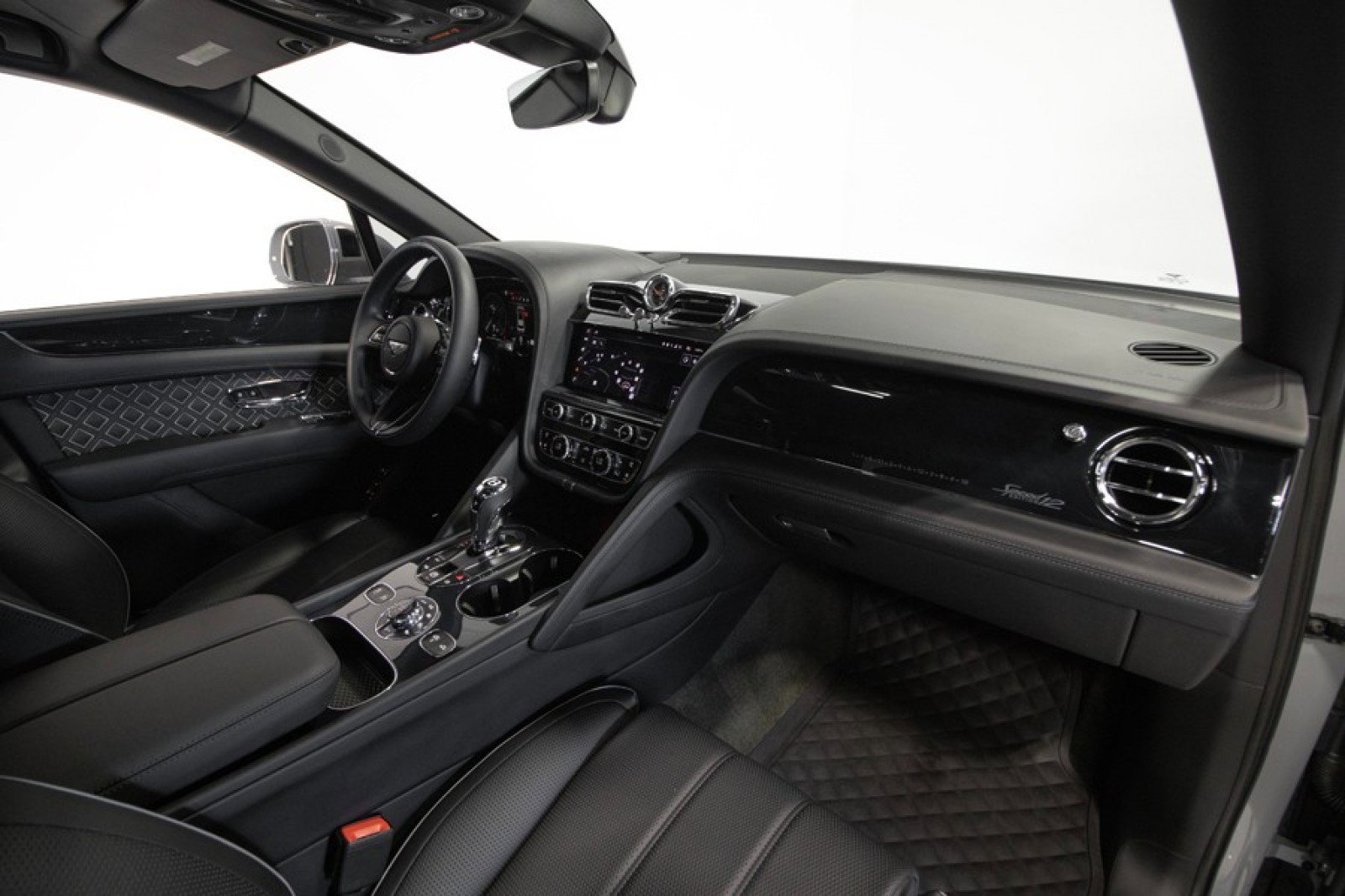 Used 2023 Bentley Bentayga Speed image 58