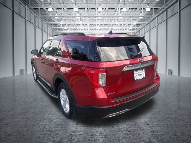 Used 2022 Ford Explorer XLT w/ Equipment Group 202A AWD/4WD image 9