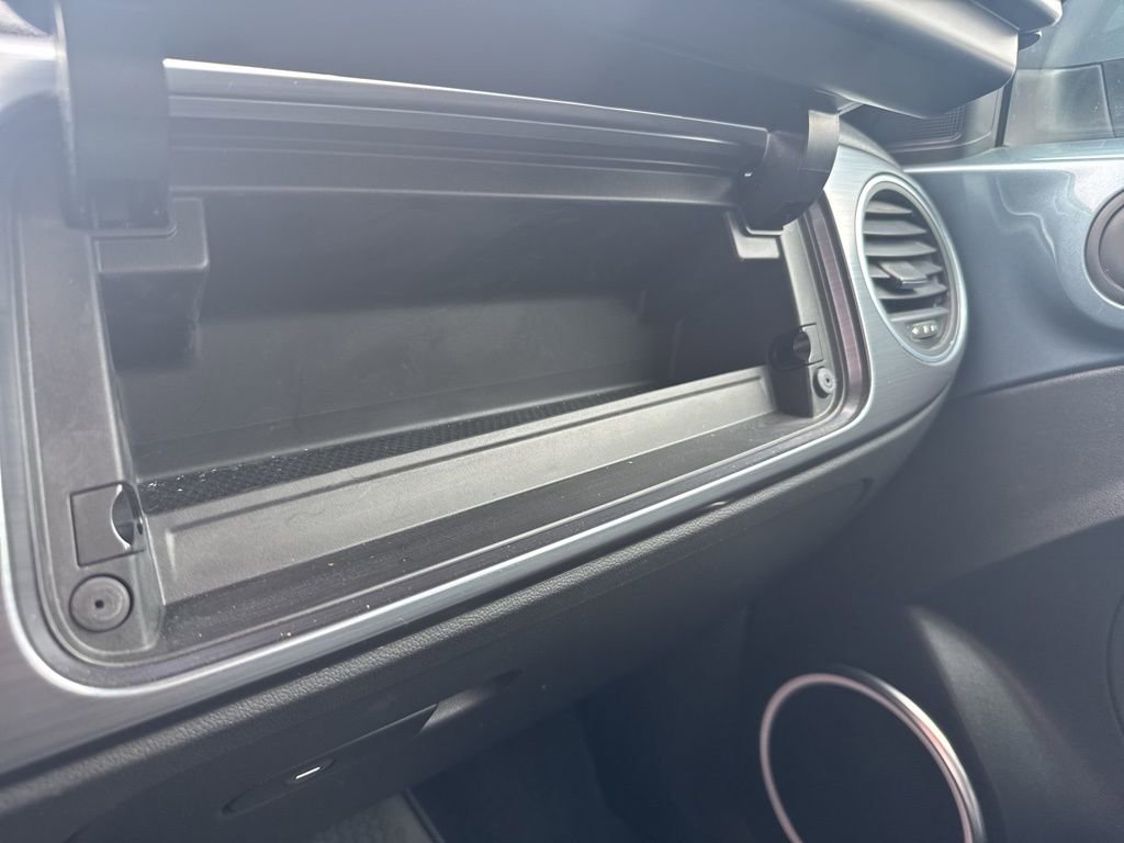 Used 2016 Volkswagen Beetle 1.8T image 40