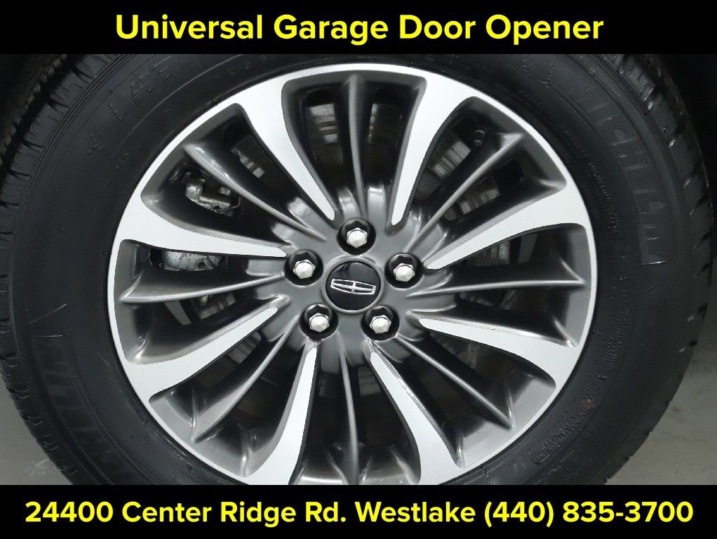 Used 2023 Lincoln Nautilus AWD w/ Premium Package image 12