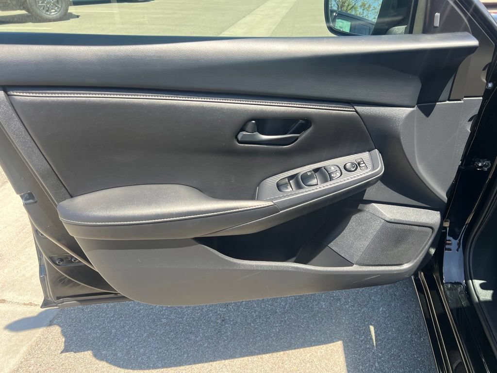 Used 2024 Nissan Sentra S FWD image 15
