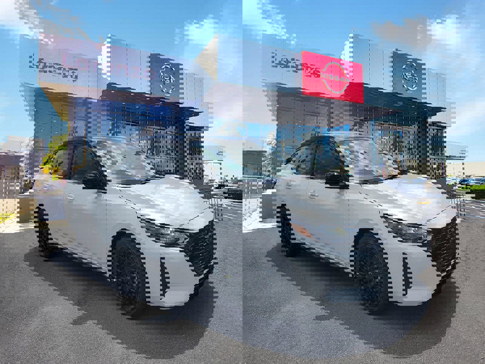 New 2025 Nissan Sentra SR w/ Midnight Edition image 3