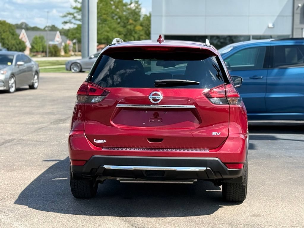 Used 2018 Nissan Rogue SV w/ Premium Package FWD image 31