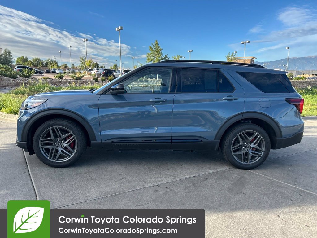 Used 2026 Ford Explorer ST AWD/4WD image 4