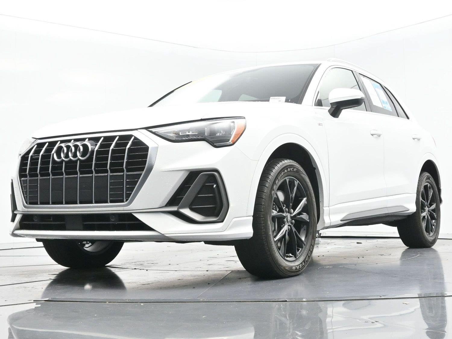Used 2021 Audi Q3 2.0T Premium w/ Convenience Package AWD/4WD image 35