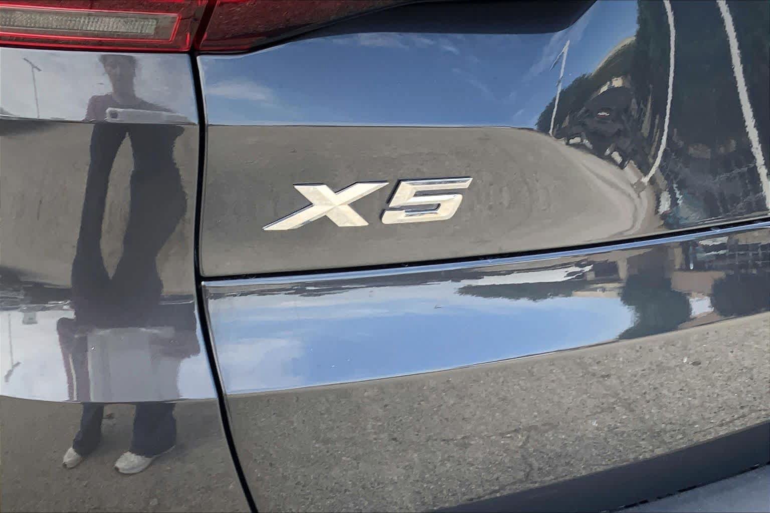 Used 2023 BMW X5 sDrive40i w/ Premium Package RWD image 17