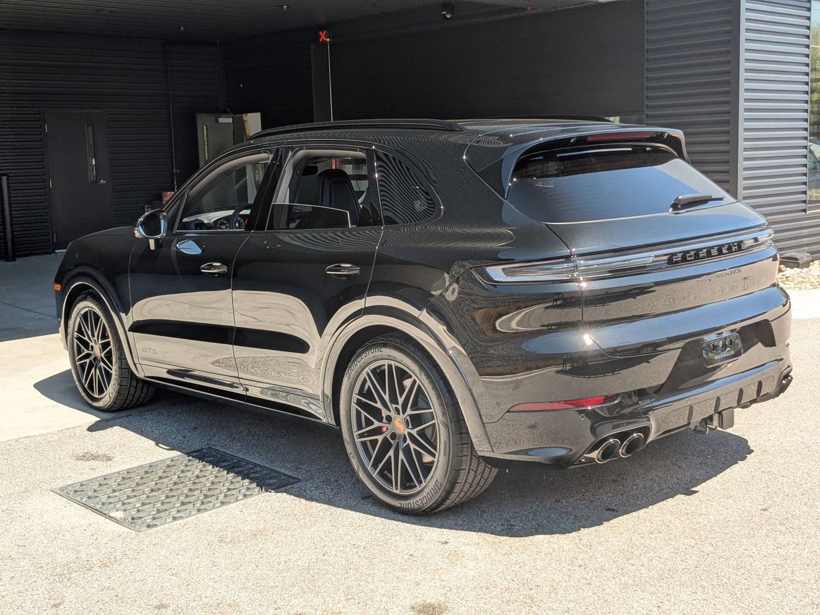 New 2026 Porsche Cayenne GTS AWD/4WD image 3