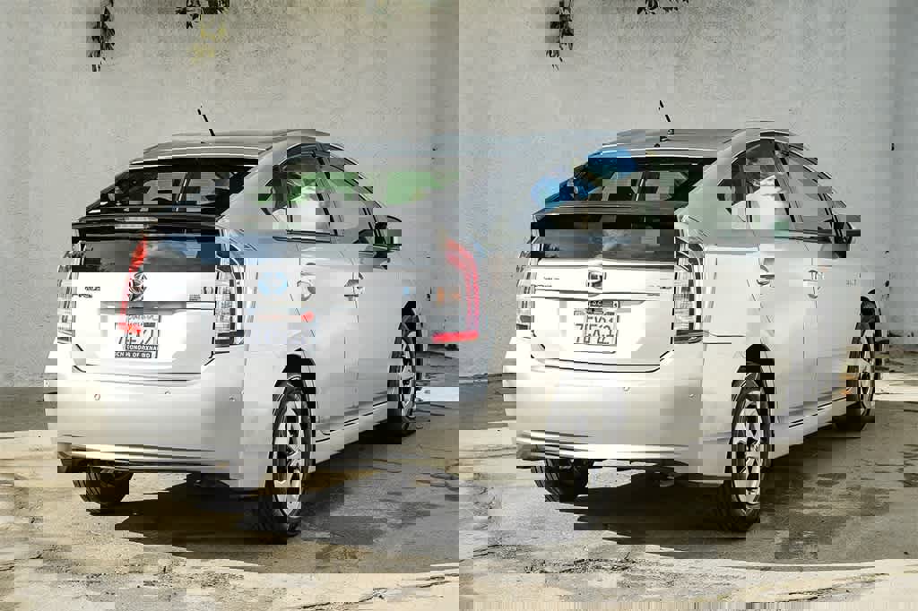 Used 2014 Toyota Prius Two image 4