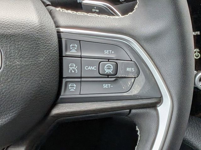 New 2026 Jeep Grand Cherokee Laredo image 18