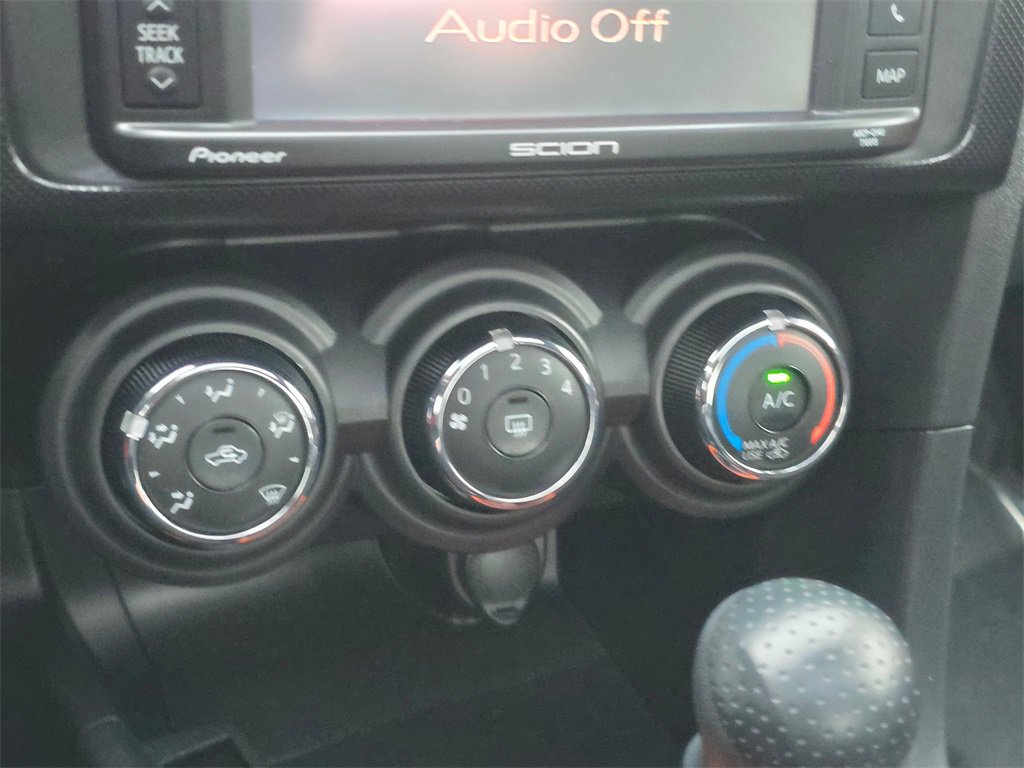 Used 2015 Scion tC image 30