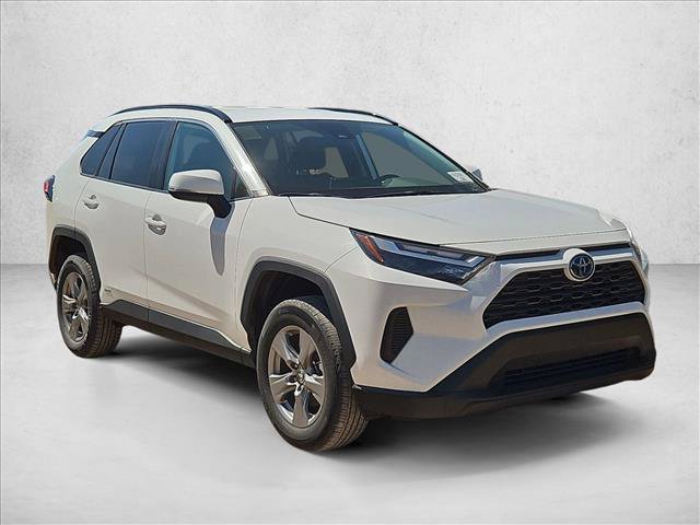 Used 2024 Toyota RAV4 LE AWD/4WD video 3