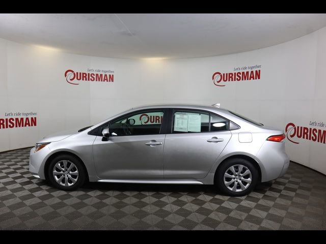 Used 2025 Toyota Corolla LE image 8