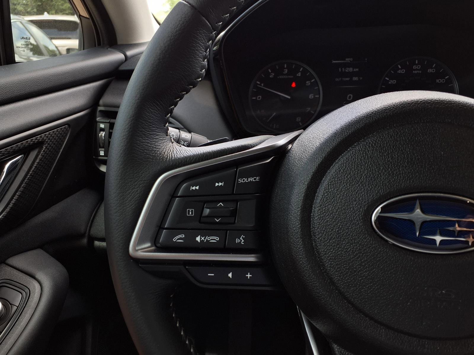 Used 2024 Subaru Outback Premium AWD/4WD image 31